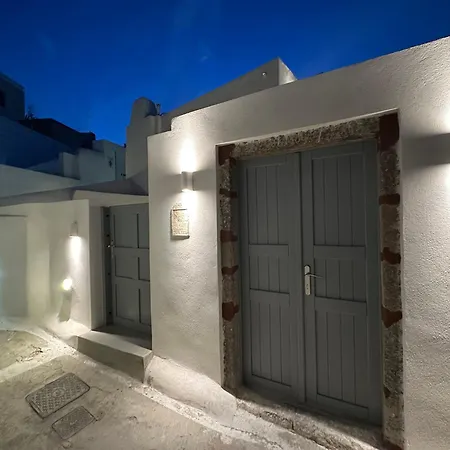 Дом отдыха 1912 Heritage Santorini, Main Square Мегалохори