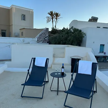 Дом отдыха 1912 Heritage Santorini, Main Square Мегалохори